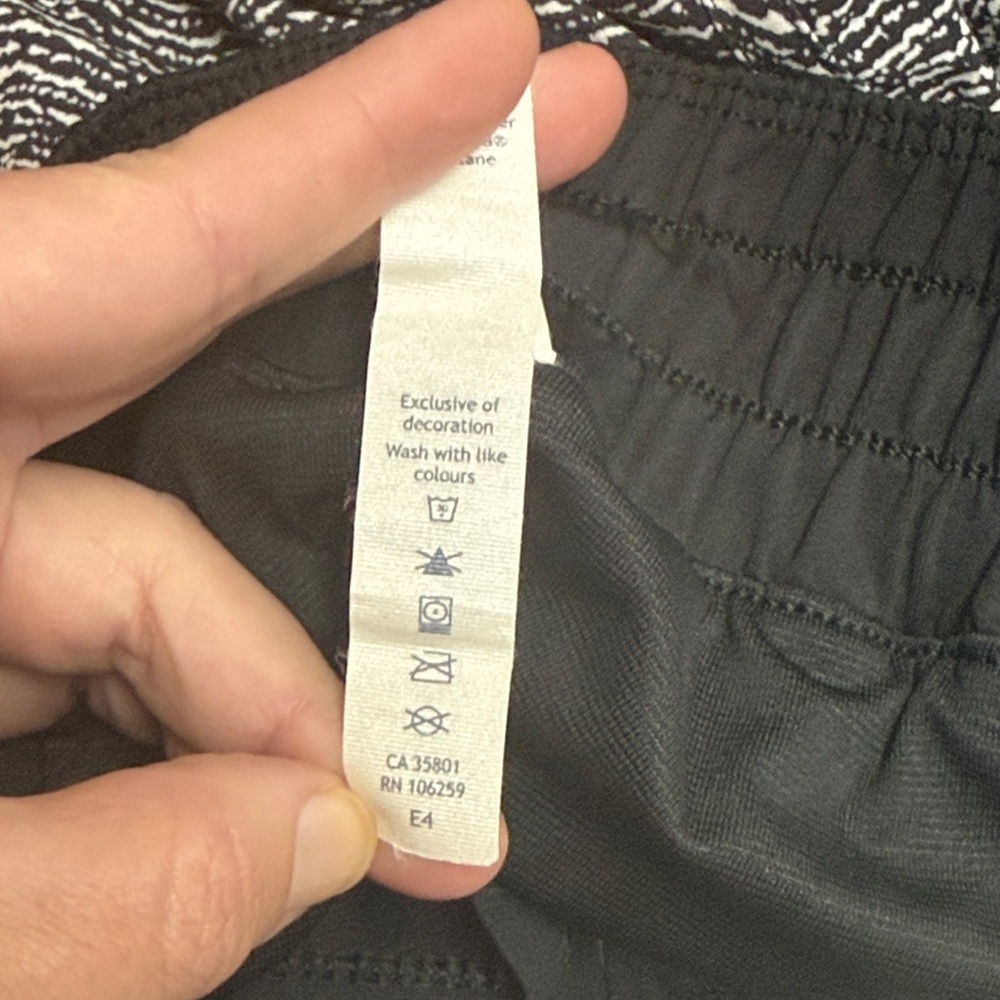 Lululemon Athletica Tracker Shorts - Picture 8 of 9